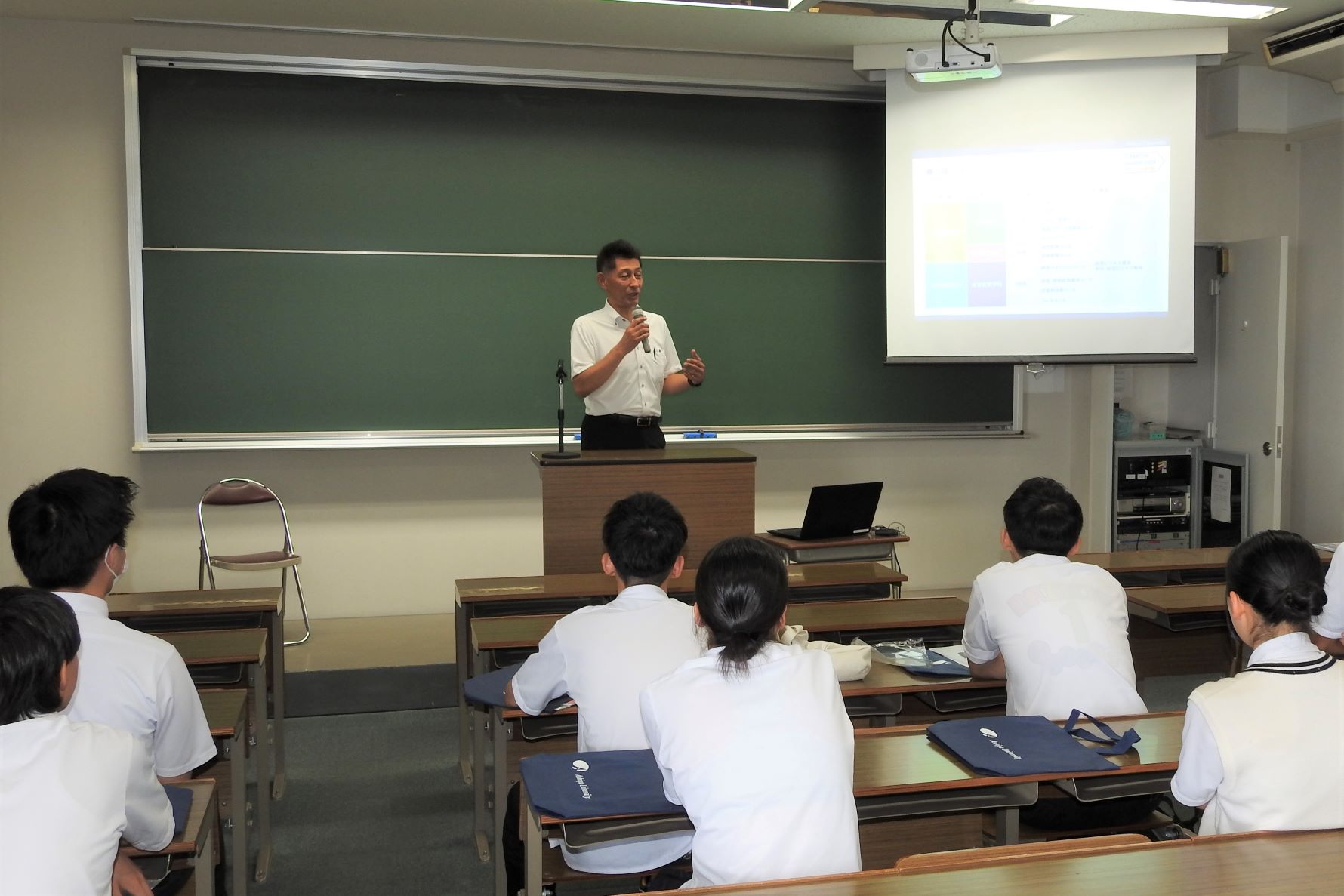 神戸第一高校 学校見学会を開催しました 芦屋大学